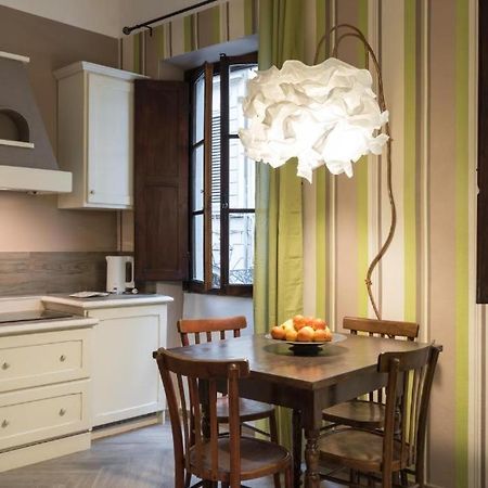 The Hobbit Guelfa Apartment Флоренция Екстериор снимка