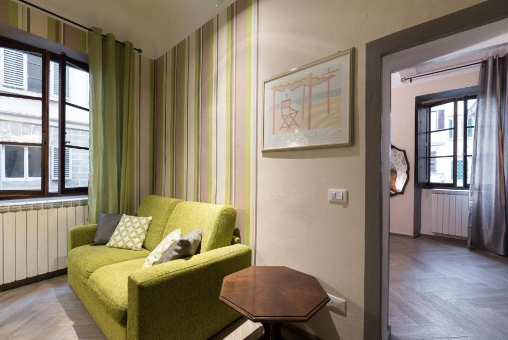 The Hobbit Guelfa Apartment Флоренция Екстериор снимка