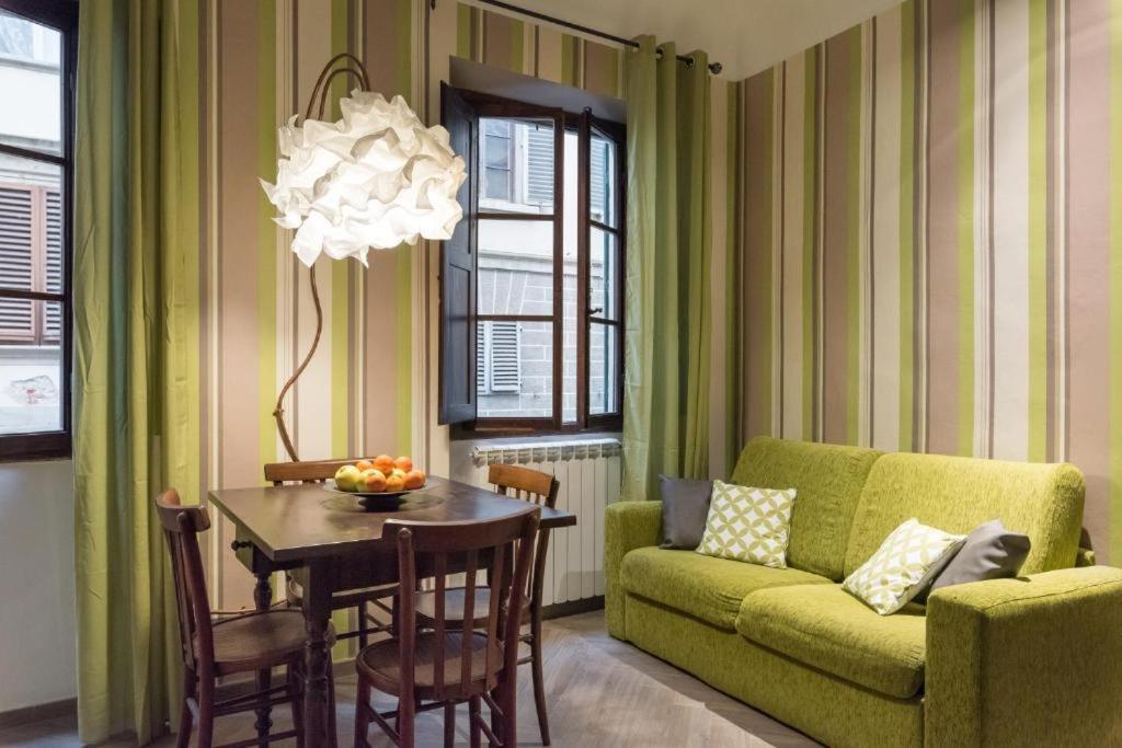 The Hobbit Guelfa Apartment Флоренция Екстериор снимка